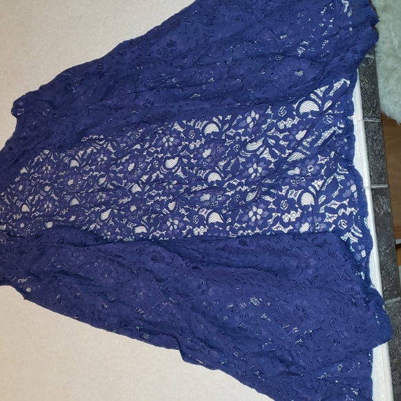 Lularoe lace Joy vest - Picture 2 of 4